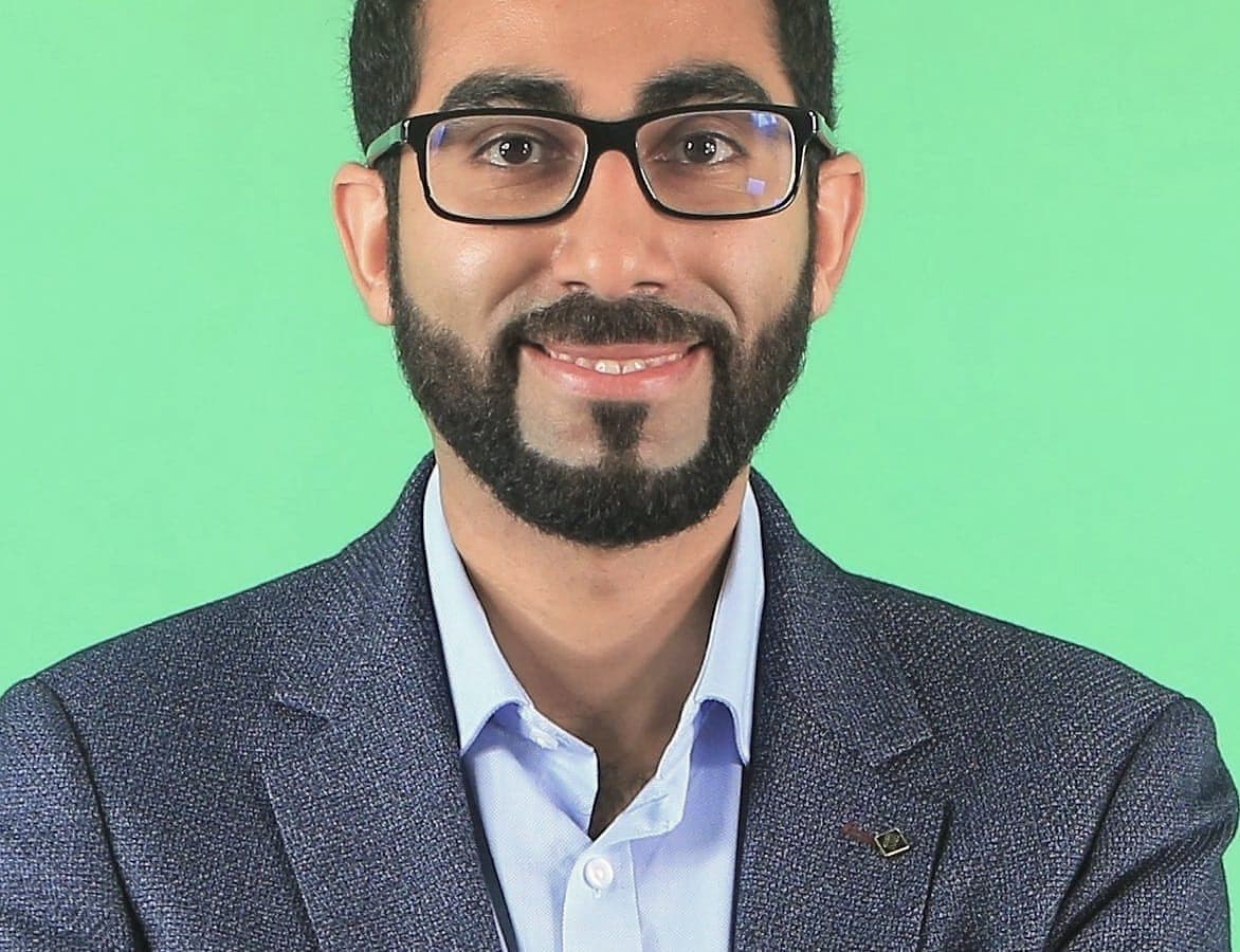Ameen and Louay Shaat (AWS) on cloud and banking, Live